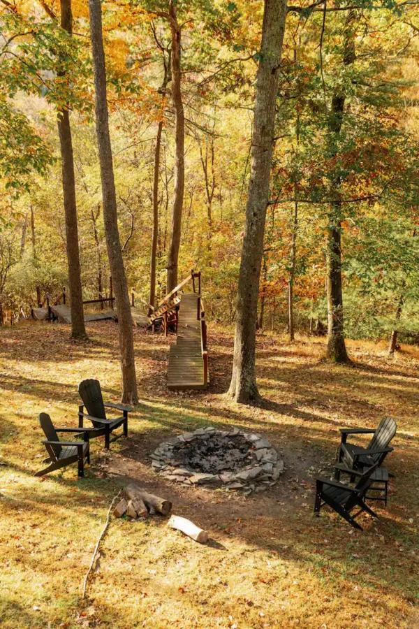 Hot Tub! Cozy Mount Gem Sleepy Creek Serenity Беркли-Спрингс Экстерьер фото